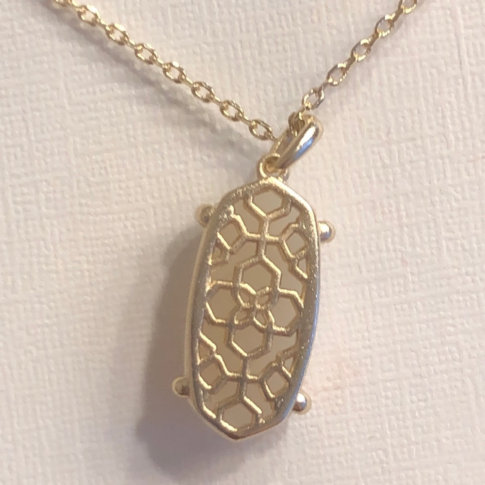 Kendra Scott necklace with Koozie - Picture 5 of 8